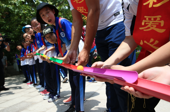 青年公益课堂走进海大 福彩牵手农村儿童感受