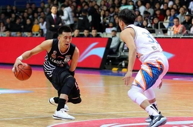 年薪200万只得9分,郭士强用全华班都不用他,明