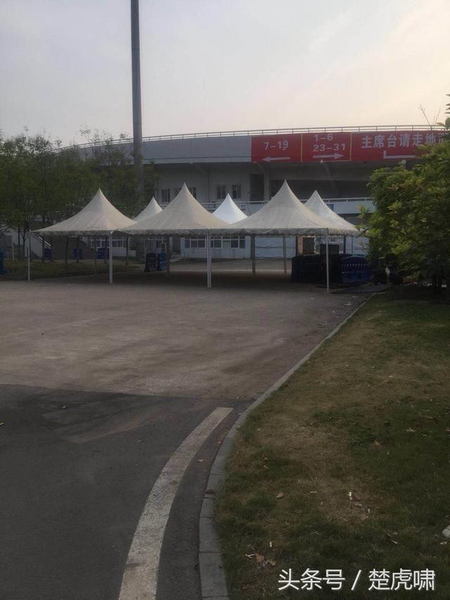 榜首武汉卓尔的烦恼:今后主场在何方?