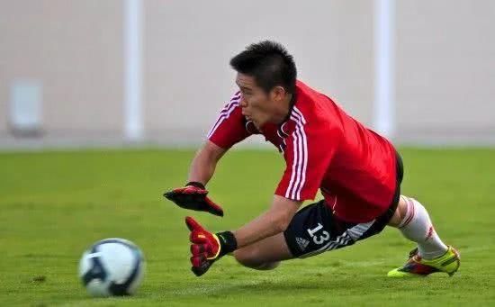 中乙门神加盟武汉中冠球队,足协杯连扑三点球