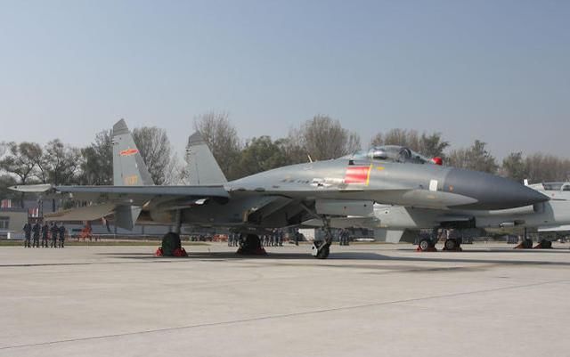 歼10再次败北,歼11真的无人能当吗?歼20乘航