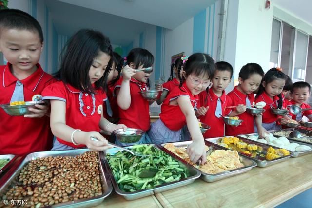 家长,你真的理解,信任幼师吗?