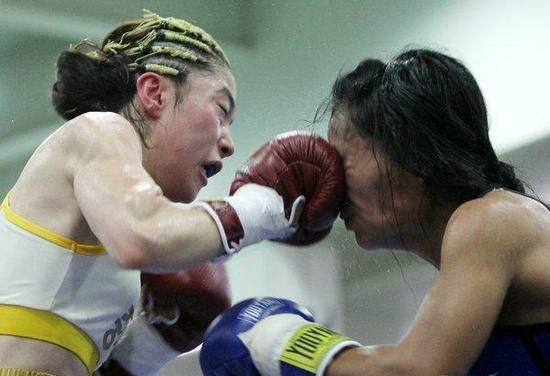 被打成猪头了！韩国女拳手面部被打残却夺冠