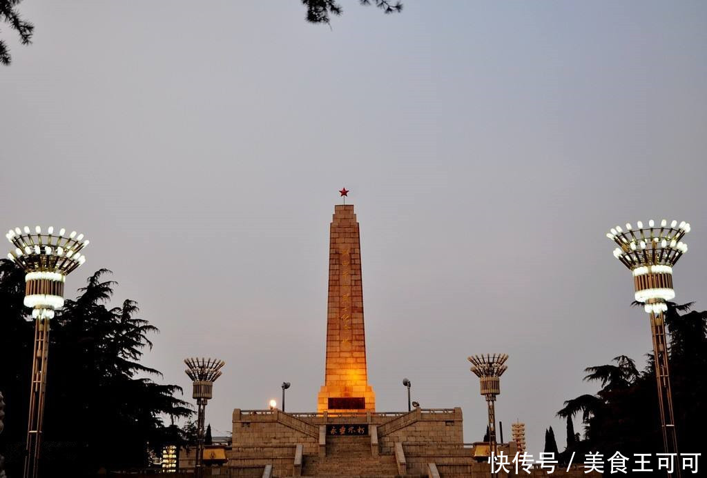 全国第一个被撤销的省份,辖区被划分走,省会如