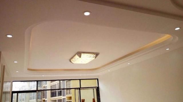 客厅是吊顶好还是走石膏线好?过来人的经验教