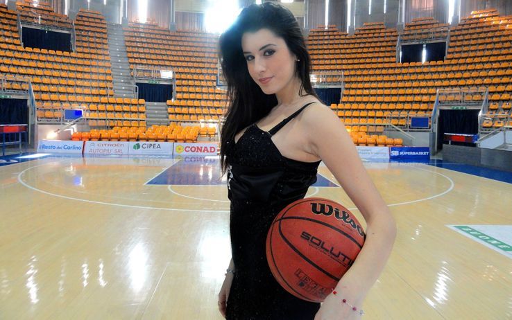 维格娜莉在球场上没有取得太多荣耀，但是在场上她是亮丽的风景线。