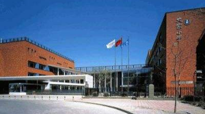 史家小学校长王欢:课堂上除了教科书还有全世界 史家小学校长王欢:课堂上除了教科书还有全世界