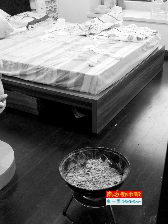 28岁女助理烧炭自尽14张信用卡欠87万 4大疑团待解