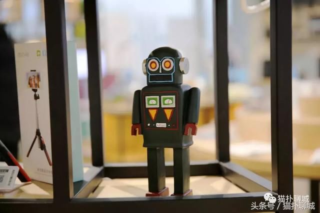 首家京东零售体验店终于来聊城了,3C数码发烧