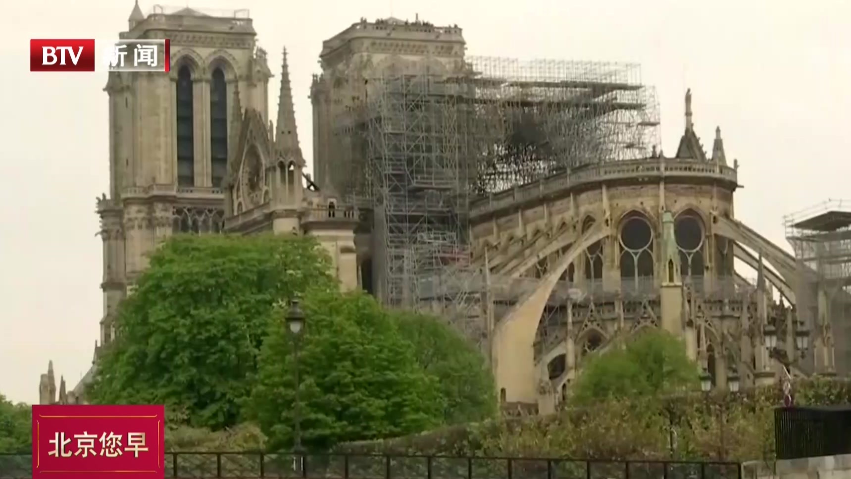 法国慈善音乐会为巴黎圣母院募捐