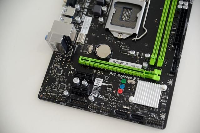 I3 8100配Z370是不是有点过分?没关系,魔改B2