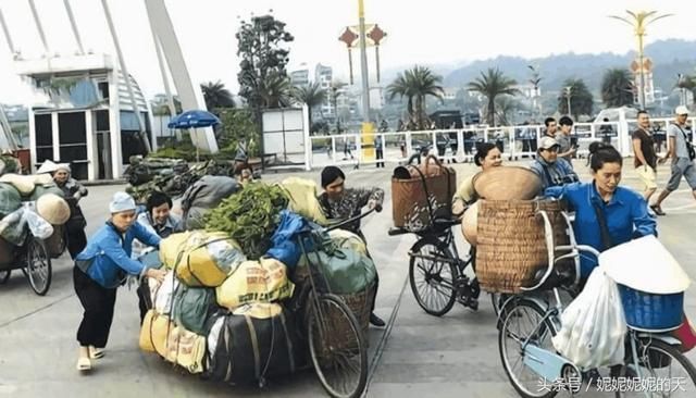 中国云南河口与越南这两座城市相望,其中只隔