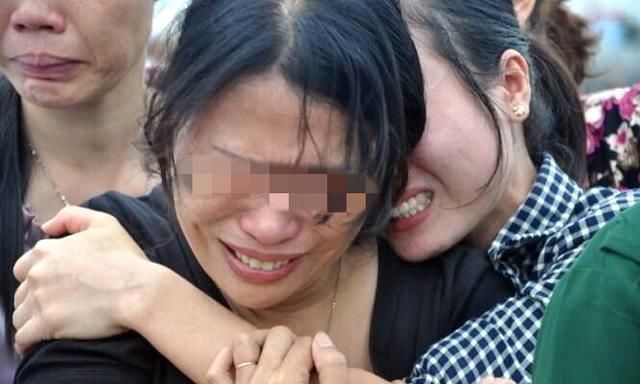 3岁男宝最近总是半夜尖叫哭闹,爸妈看到监控内