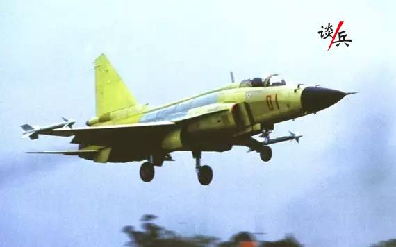 枭龙战机首战告捷!发射霹雳5导弹,一枚就获得