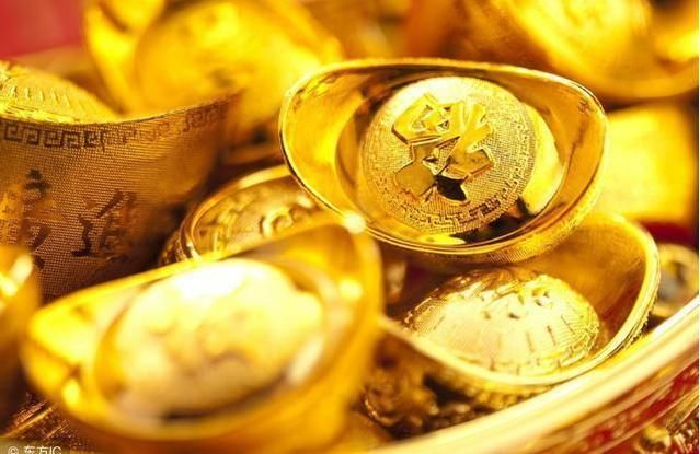 8月财气冲天,横财说来就来,4生肖日进斗金,十有