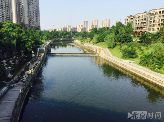 【美丽中国长江行】重庆荣昌:荣峰河“变形记” 【美丽中国长江行】重庆荣昌:荣峰河“变形记”