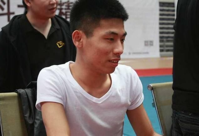 DNF旭旭宝宝暂停直播,直播间标语令人唏嘘,粉