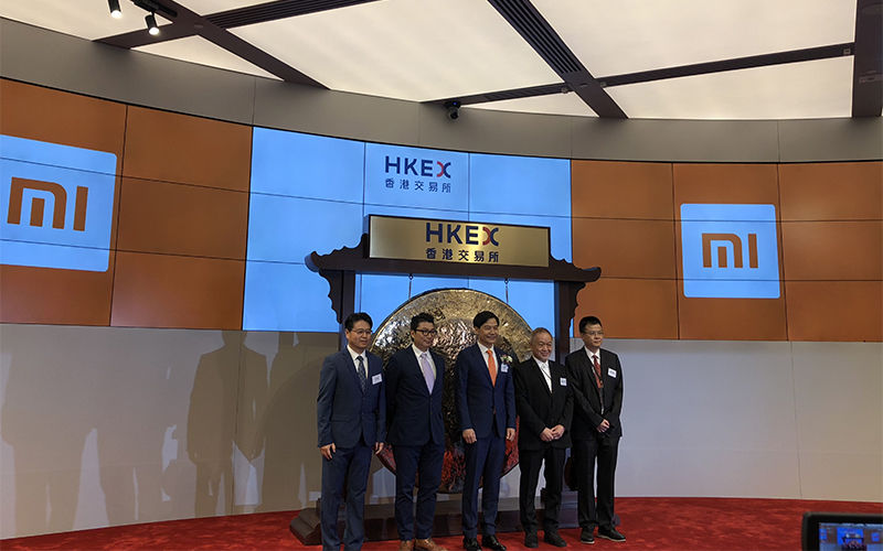 小米港股上市首日破发,雷军感谢李嘉诚马云马