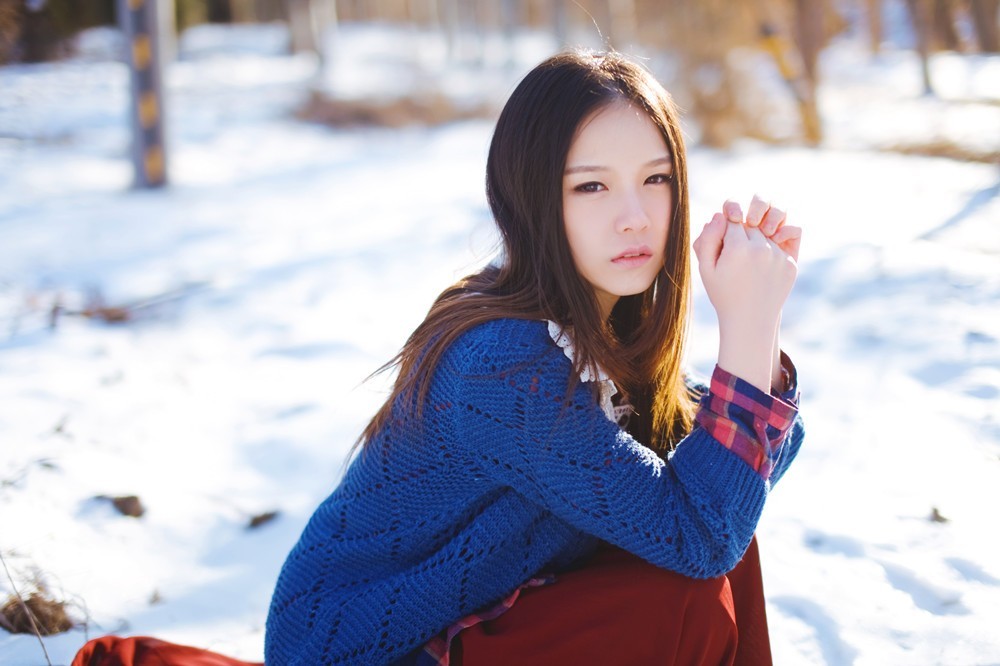 歌手本兮头七 华谊音乐:本因有你,倍加珍兮