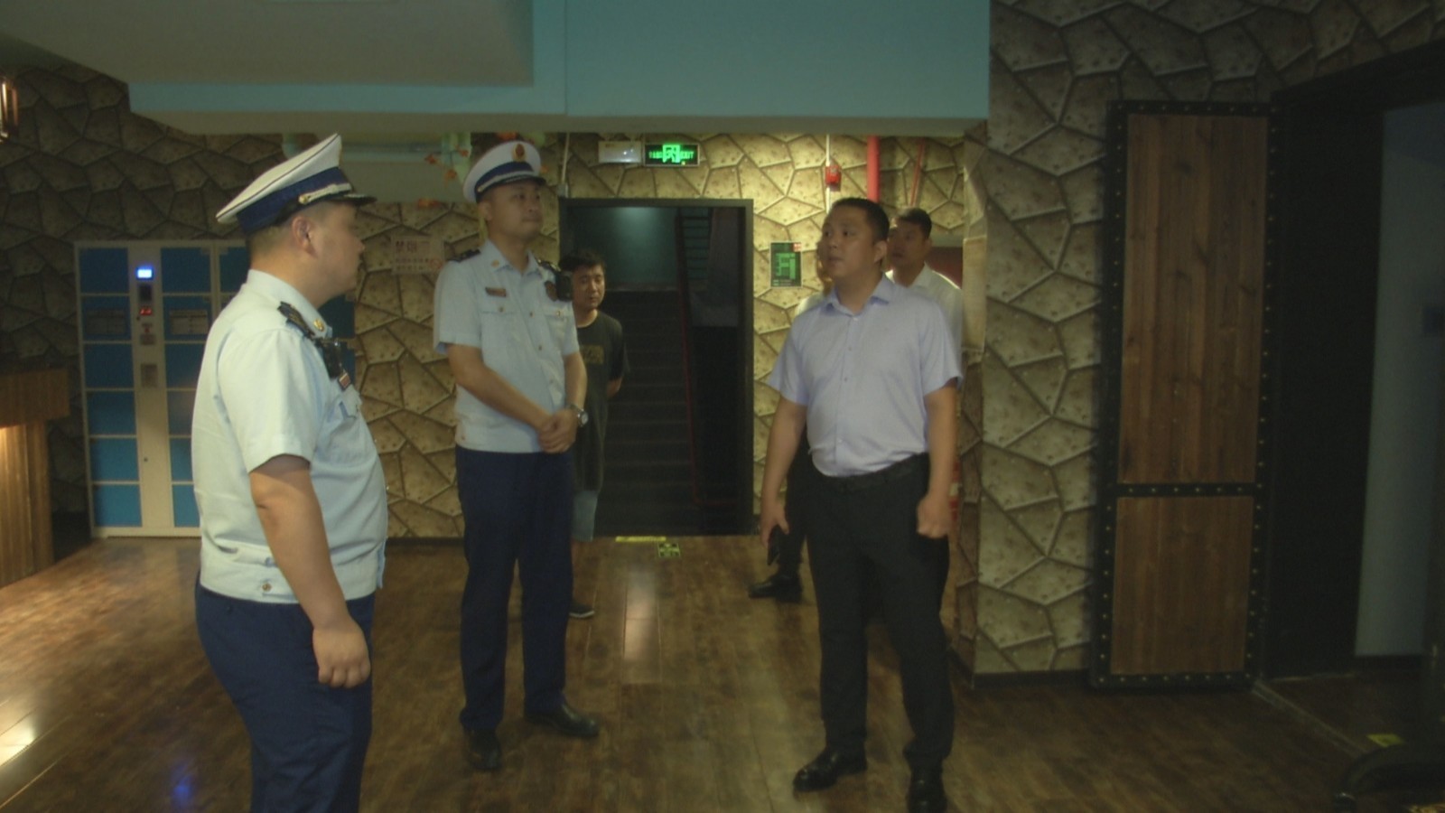 消防部门对密室逃脱场所进行消防安全检查