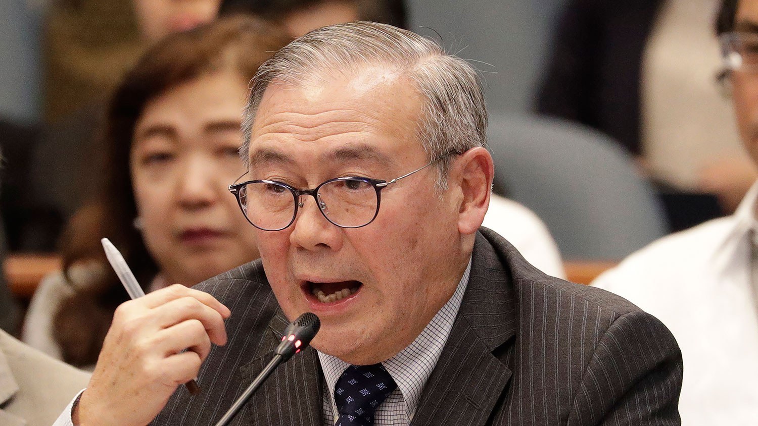 菲外长个人社交账号上爆粗口汪文斌:麦克风外交无法改变事实 菲外长个人社交账号上爆粗口汪文斌:麦克风外交无法改变事实