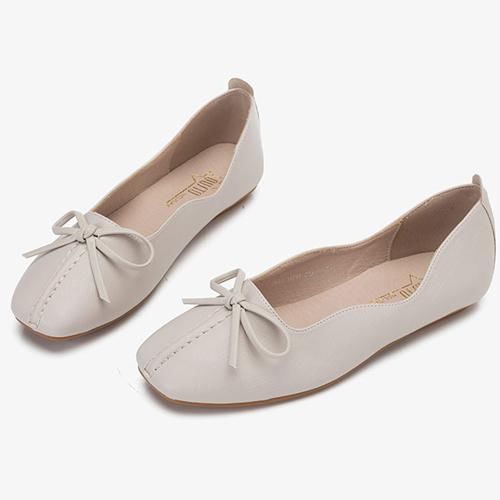 今年热门单鞋还是浅口鞋 搭配连衣裙还是小脚