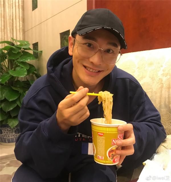 黄晓明杨颖夫妇参加的综艺节目 成为2017年霸