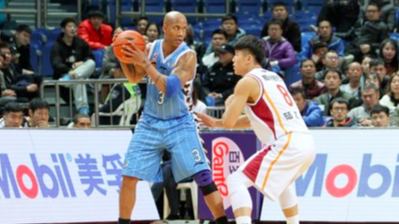 雄鸡唱晓:马布里生涯回顾4年3冠CBA联赛最佳外援 雄鸡唱晓:马布里生涯回顾4年3冠CBA联赛最佳外援