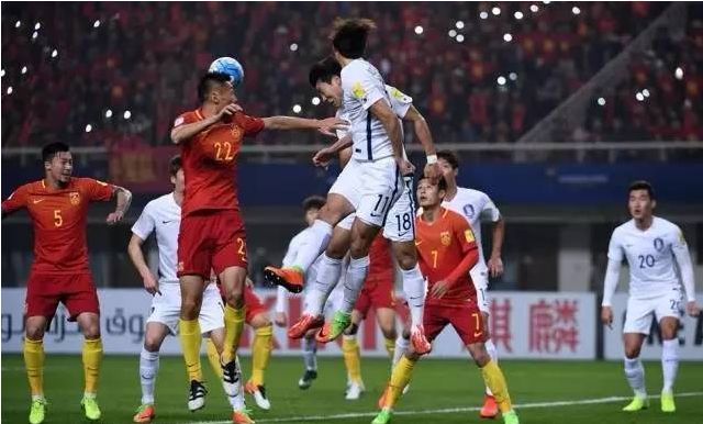 国足终于迎来胜利,大比分战胜韩国队,网友:白斩