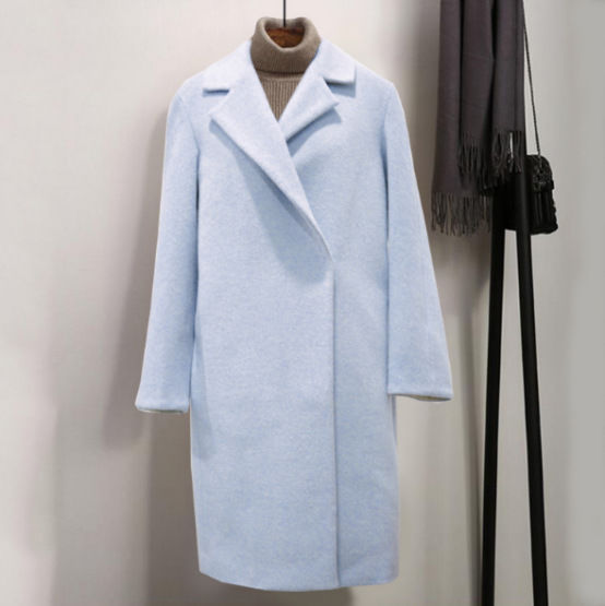 呢大衣粘毛沾灰怎么办?胶带刷子都已经OUT了