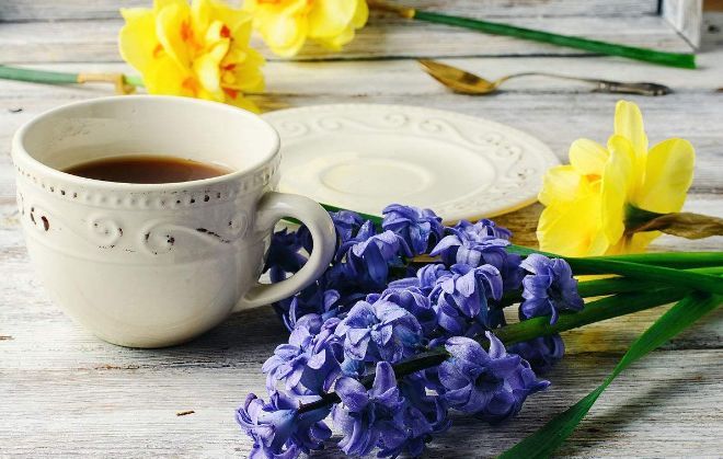 腹胀打嗝有气排不出?胃肠道胀气怎么办?