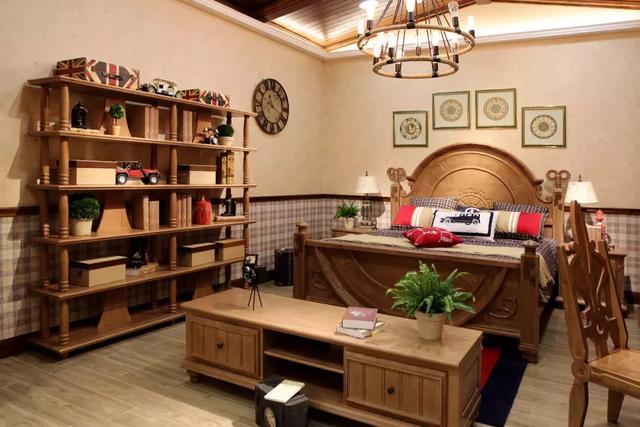 3岁女儿在房间玩,厨房的宝妈听到一声闷响,后