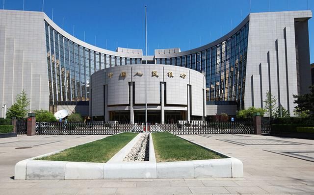 如果支付宝和微信倒闭了,我们在上面的钱能提