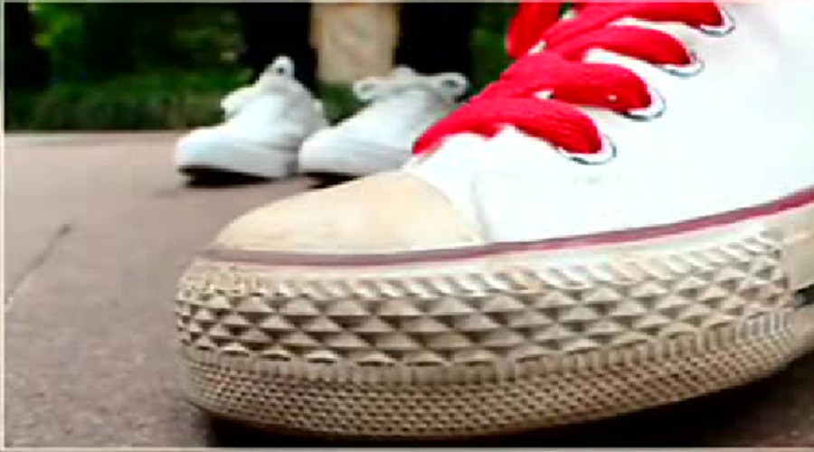 逆天 发黄帆布鞋胶边瞬间变白