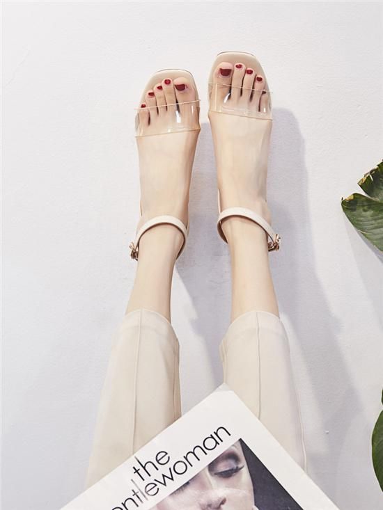 时尚的方头一字带高跟鞋,原来这么美!