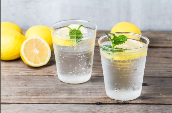 这4种水果晚上吃,可以祛除湿气、助睡眠!