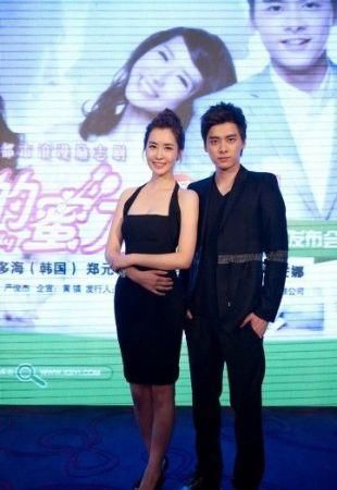 谁说赵丽颖是李易峰的女友?他的眼神承认了恋