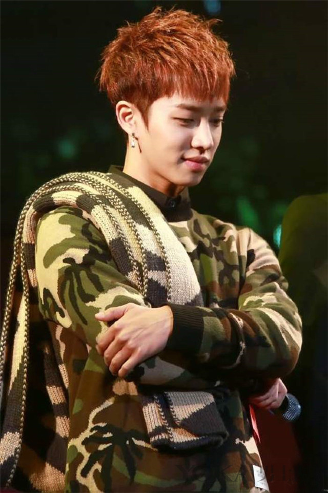 170cm李起光穿衣有高招 难怪是亚洲最时尚面孔! 170cm李起光穿衣有高招 难怪是亚洲最时尚面孔!