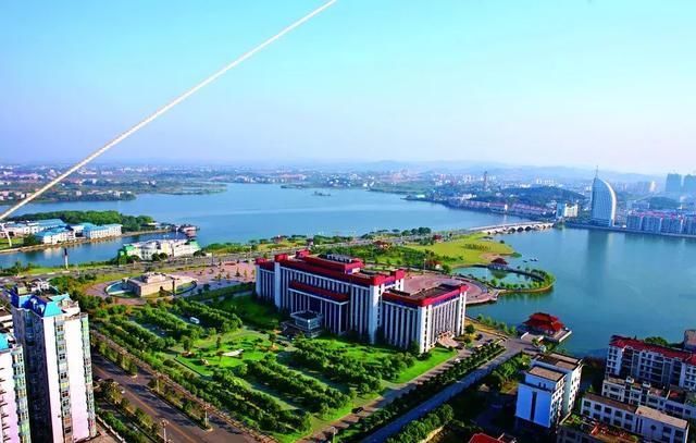 建机场、修地铁!湖北这个默默无闻的地级市即