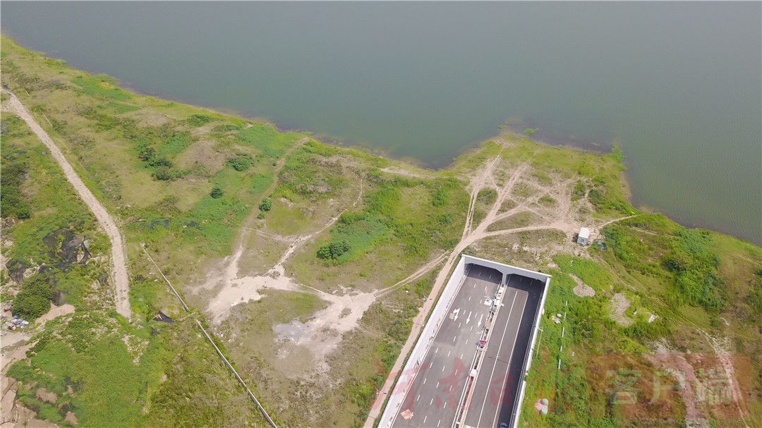 郑州龙湖湖底隧道芳容初现