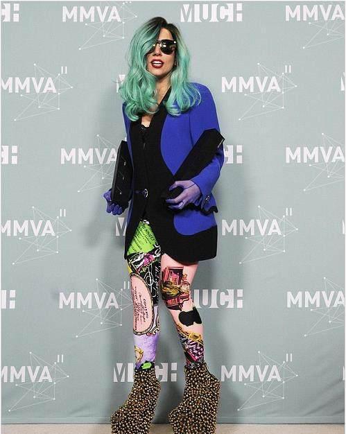 这些鞋子太奇葩!那些年,Lady Gaga穿的高跟鞋