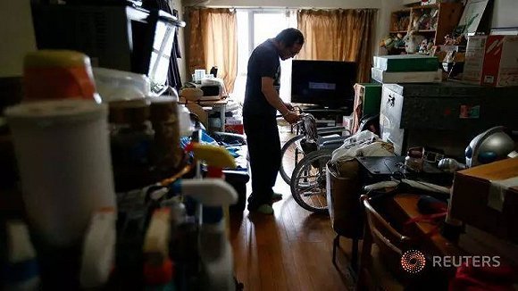 日本中年啃老族的灰色未来:父母死后怎么办?
