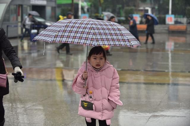 幼儿园开始雨雪假 武汉各学校入微版应急预