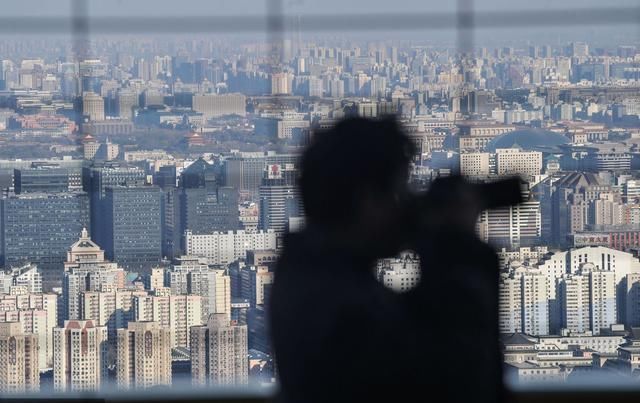 中美贸易战愈演愈烈,中兴被制裁,房地产能救国