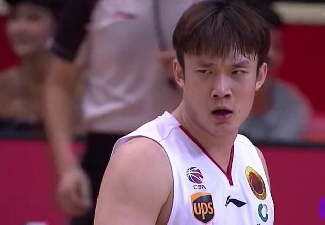 山东队引援终于有新消息,曝CBA总冠军成员加