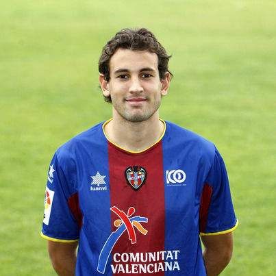 卡瓦尼受伤,西甲锋霸或登场,将面对法国的乌拉