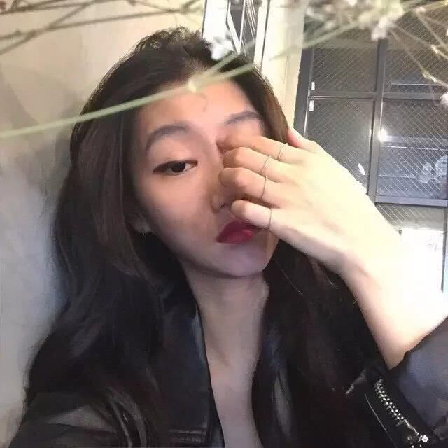 分手后忘不了前男友的星座女生