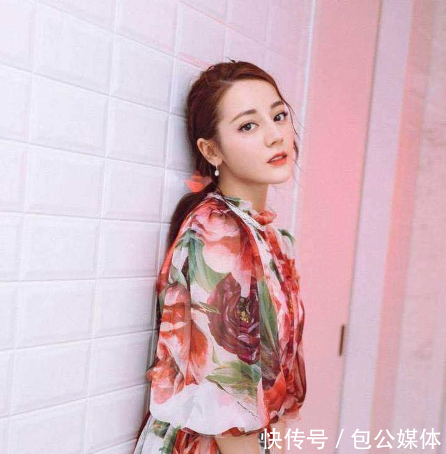 迪丽热巴生日,跑男团除了他送上祝福集体失忆