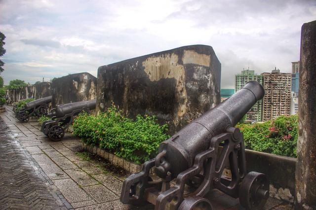 为什么澳门人和香港人对待大陆的区别这么大?