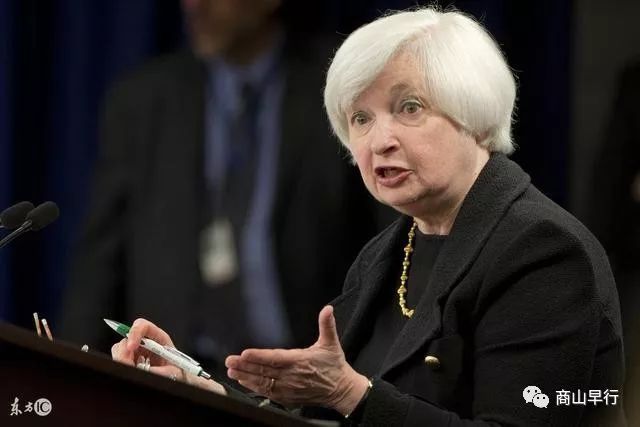 外媒:2018年全球经济危机四伏, 黑天鹅 又会是